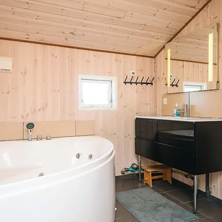 8 Person In Casa de Férias Hejls